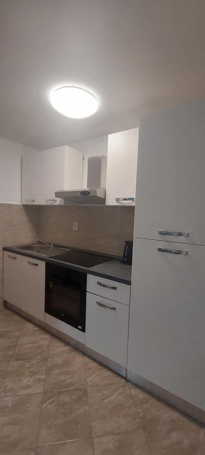 Apartmani Nikola Трогир Екстериор снимка