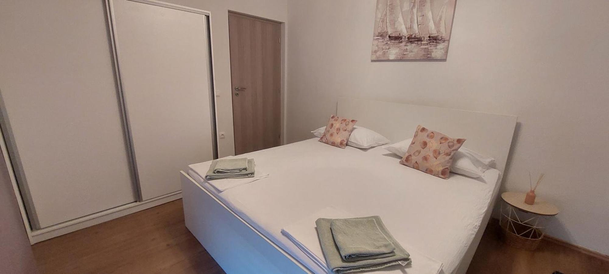 Apartmani Nikola Трогир Стая снимка